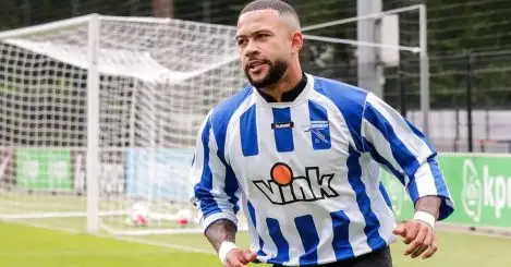 Arsenal waiting for green light to launch Memphis Depay bid as Barcelona ponder sale