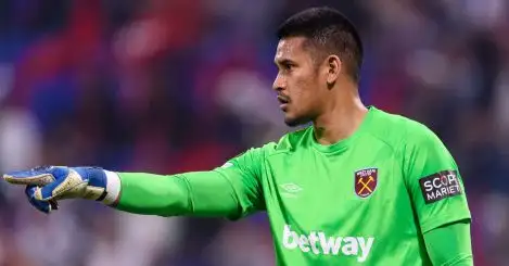 Newcastle plot hijack of West Ham deal for Areola after another keeper option fades