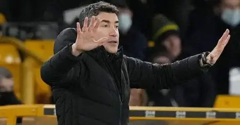 Wolves target another South American youngster in Robert Renan as potential fee revealed