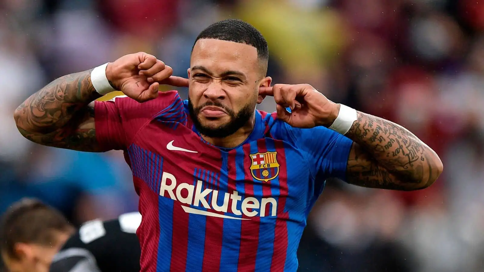 Memphis Depay latest: Tottenham given major transfer lift as Barcelona star teases potential transfer