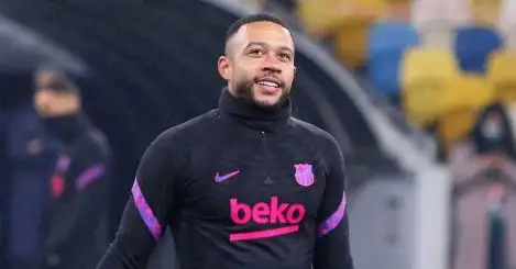 Tottenham among three Euro giants spying Memphis Depay opening with Barcelona ready to dangle the carrot