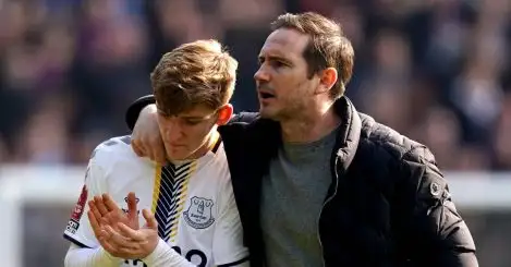 Frank Lampard names ‘ideal’ Everton situation as Chelsea hunt Anthony Gordon; provides Dele Alli latest