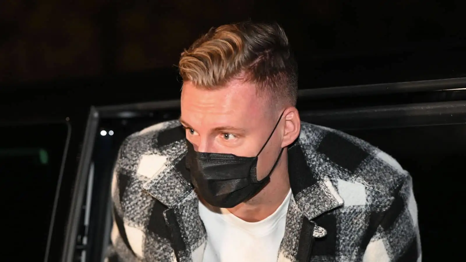 Bernd Leno: Arsenal exit finally confirmed as Fulham sign Germany international on three-year deal