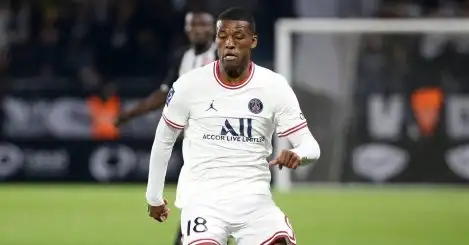 Everton have new rival in Gini Wijnaldum pursuit, as PSG set reasonable asking price for Dutchman