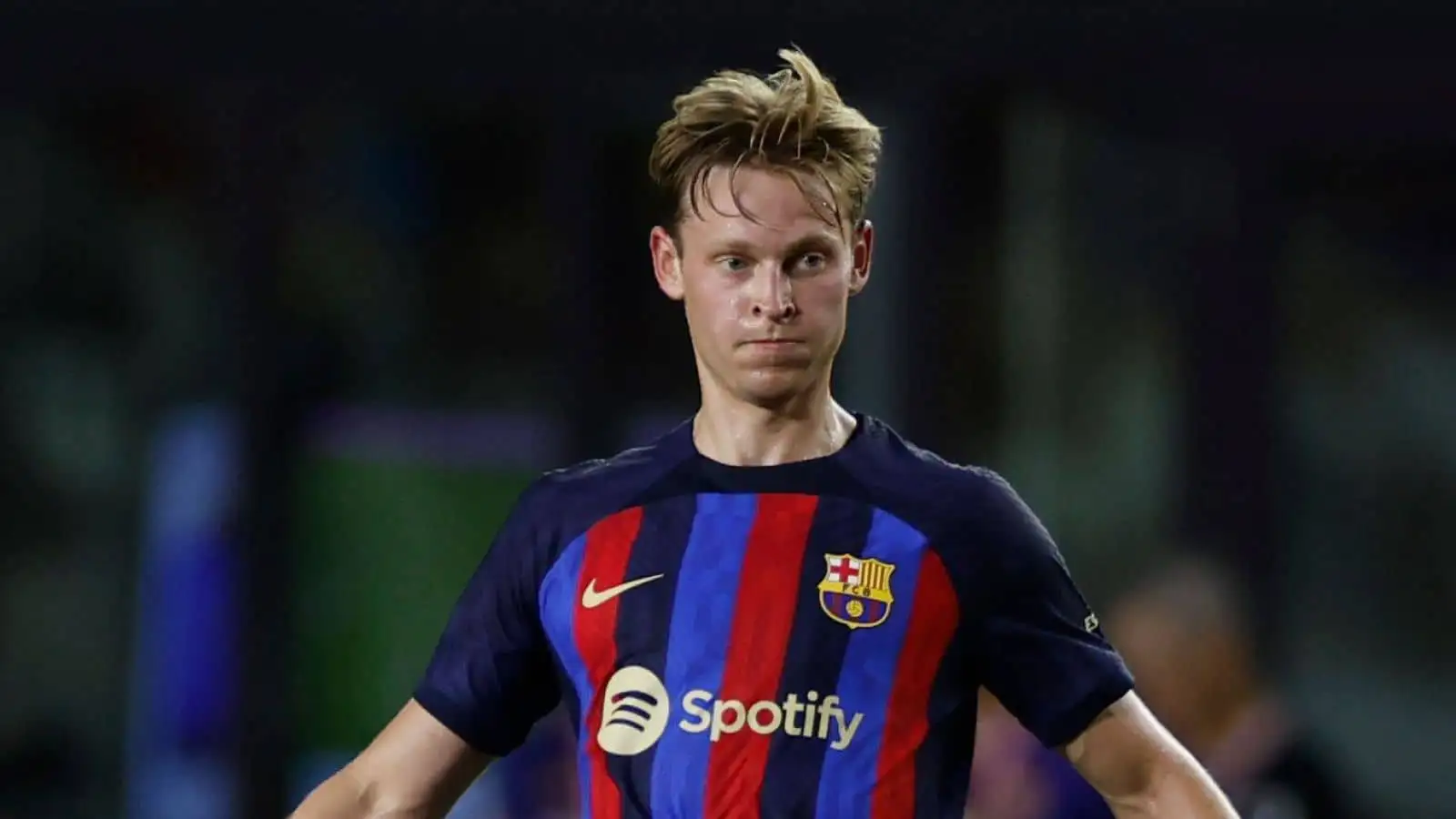 Frenkie de Jong transfer: Fresh update from Barcelona chief keeps Man Utd guessing as Xavi makes painful decision