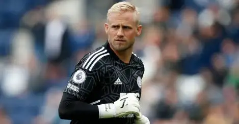 Leicester City line up move for international keeper as they consider offers for Kasper Schmeichel
