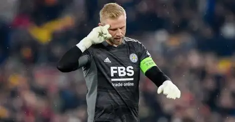 Kasper Schmeichel exit held up, with Leicester City ‘struggling’ for successor and refusing free transfer