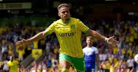 Man Utd tipped to solve right-back headache by rivalling Everton for Norwich star Max Aarons