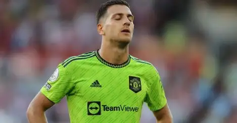 Diogo Dalot joins fellow Manchester United defender on five-man Barcelona shortlist
