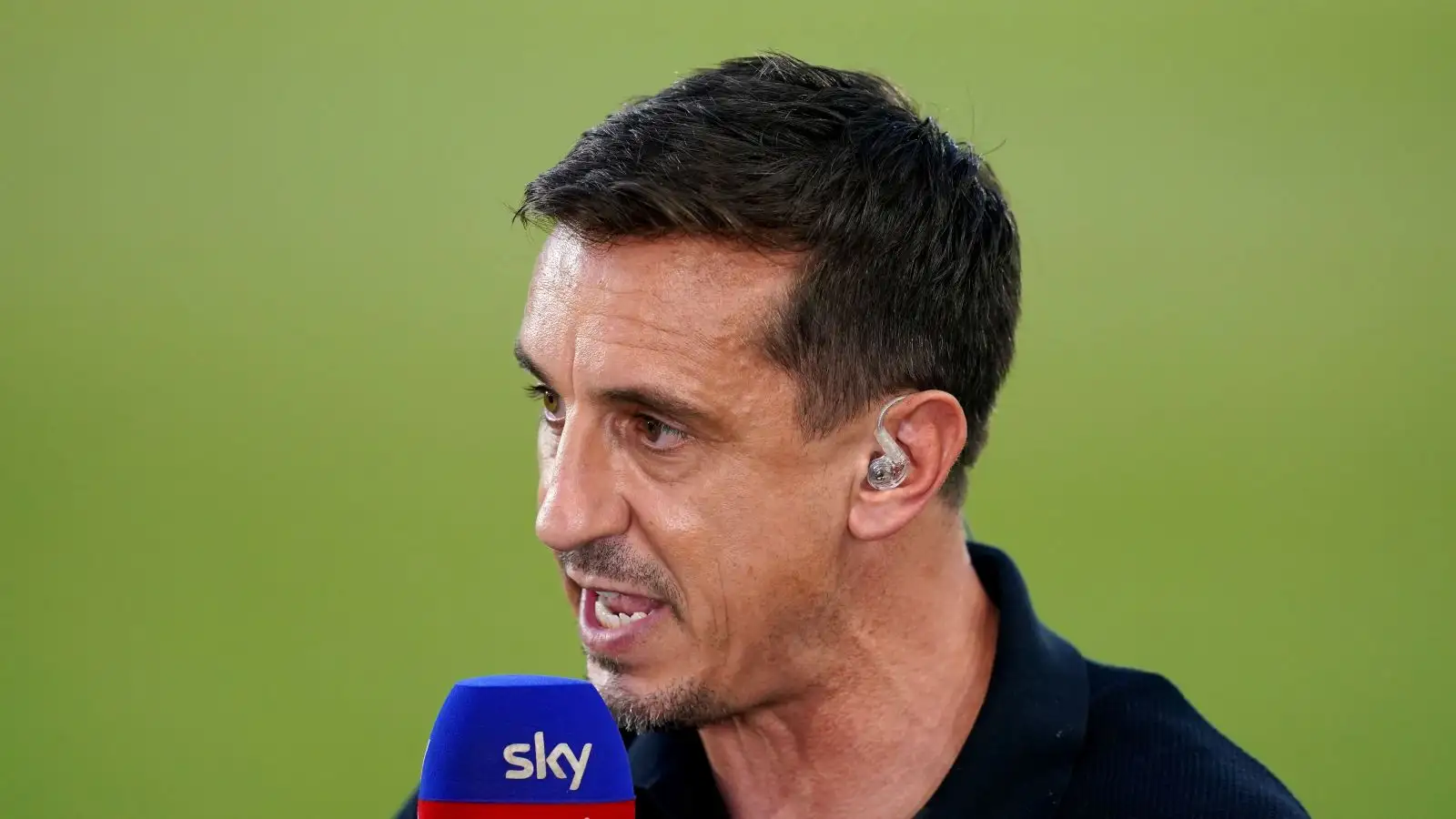 Man Utd torched by Gary Neville as he predicts lowly Prem finish and names massive ‘problem’ player for Ten Hag