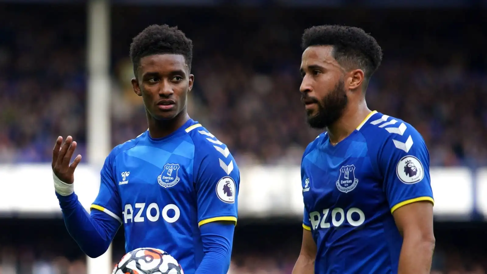 Everton transfer twist as Europa League club submits ‘surprise’ late offer for attacker