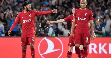 Liverpool ‘shown up’ and duo hammered at half-time as Ferdinand, Owen and Fowler lay into Klopp’s men