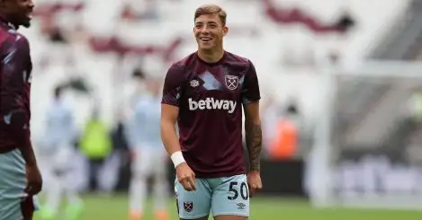 West Ham prospect tipped to reject new deal, with Leeds United ready to pounce again