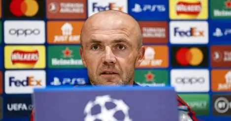 Ajax boss Schreuder claims Ten Hag will have major say in handling Liverpool ‘storm’, with one tactic key