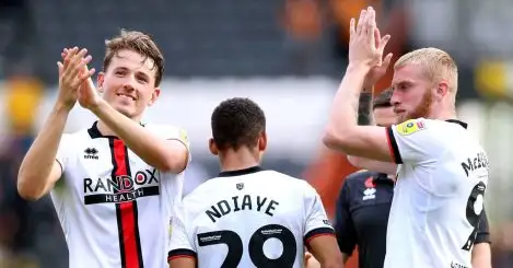 Sheff Utd star admits it’s ‘nice’ to receive Liverpool, Chelsea interest but puts transfer rumours to bed
