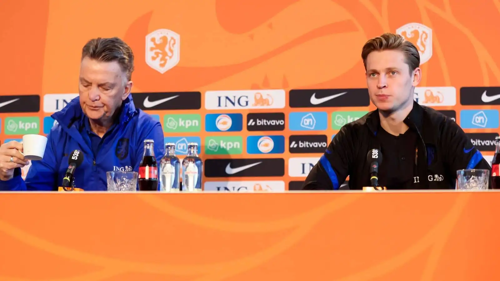 Frenkie de Jong and Louis van Gaal, Netherlands, during a Press Conference of the Netherlands Men’s Football Team at the KNVB Campus