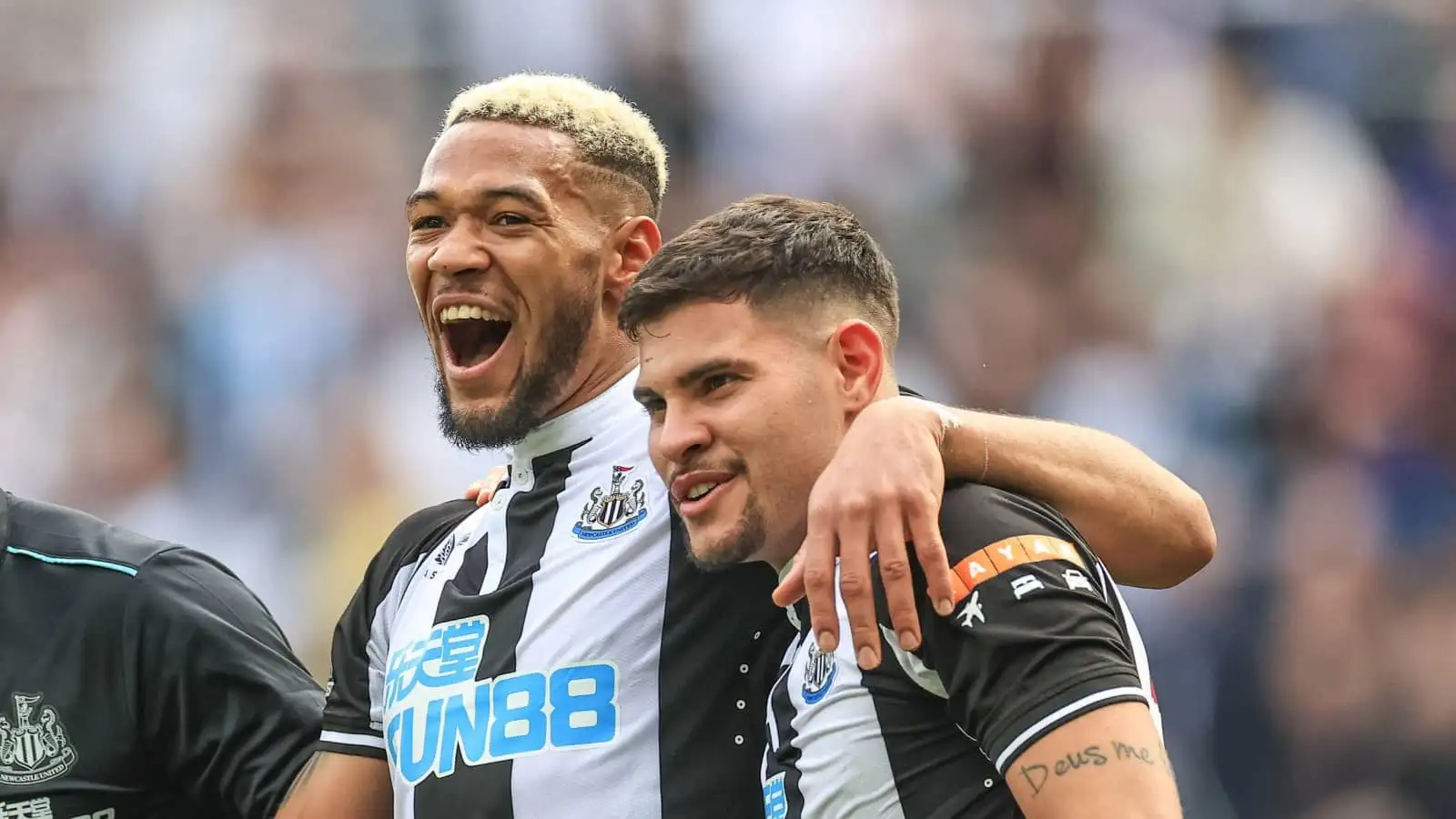 Chelsea open talks over signing of Newcastle favourite after being blown  away by incredible form