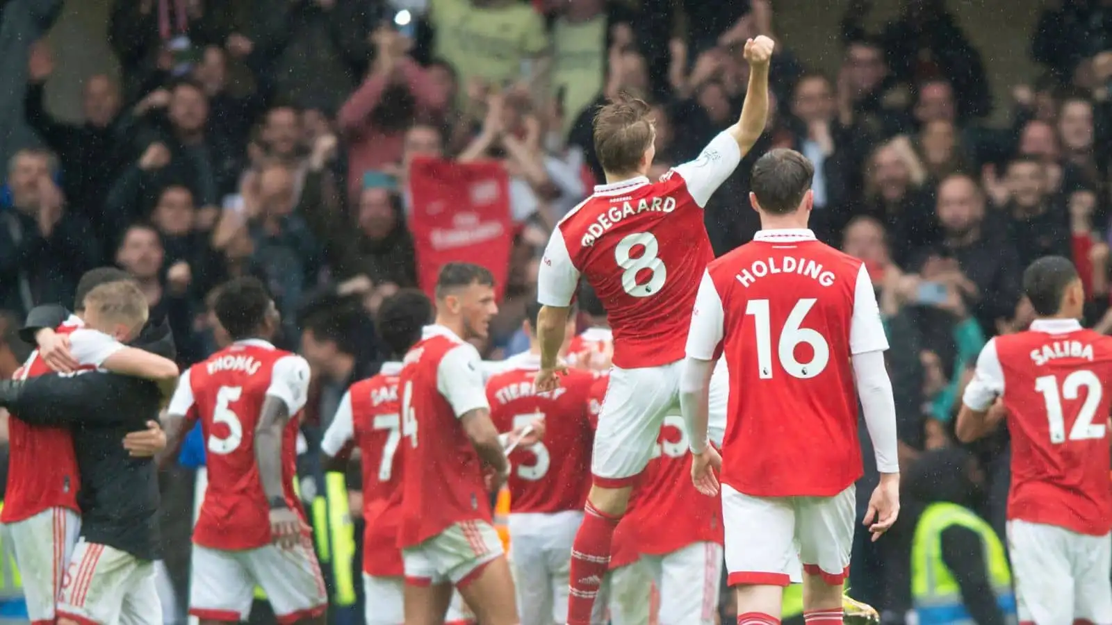 Rio Ferdinand mocks Arsenal celebrating beating Chelsea ‘B team’ but picks out trio who bossed Blues