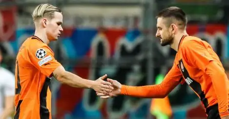 Zinchenko tells Arsenal to sign sensational attacker as Gunners tipped to add firepower in January