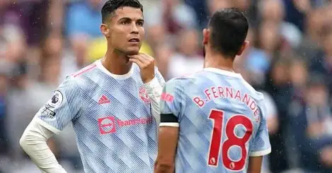 Bruno Fernandes not taking sides in Ronaldo row with Man Utd star left feeling ‘uncomfortable’ at journalist’s questions