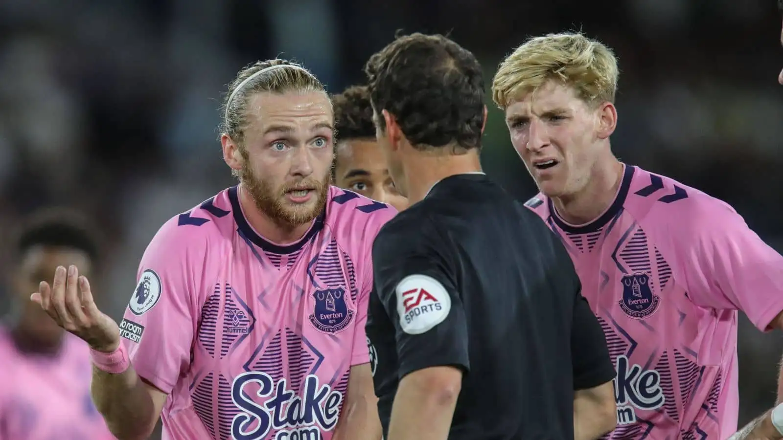 Lampard faces losing boyhood Everton star to Scottish giant whose manager rates him highly