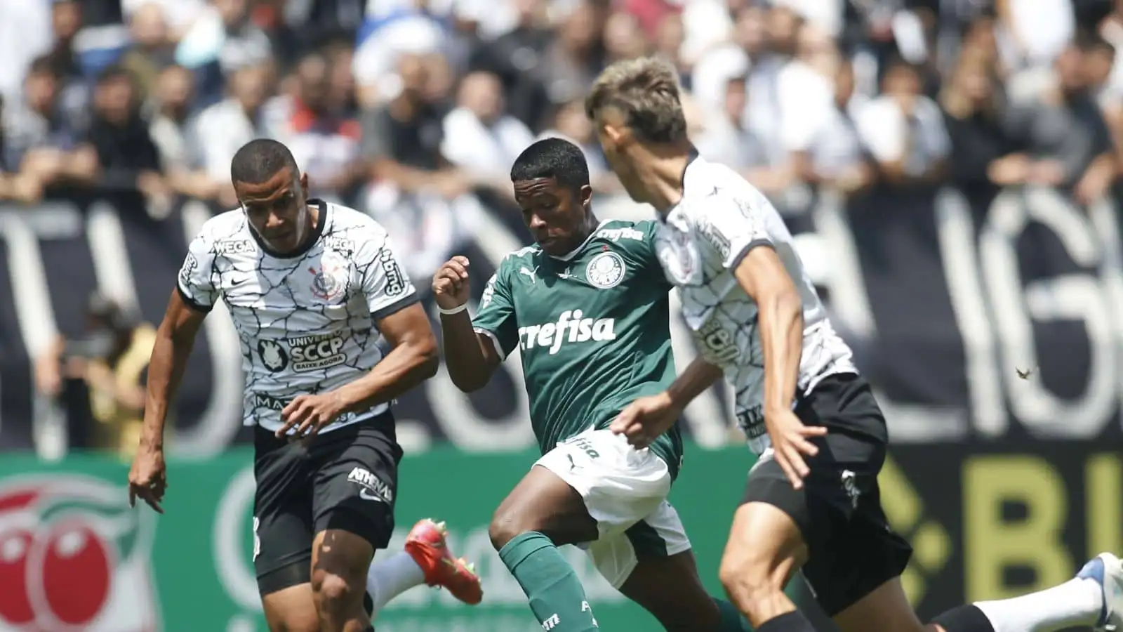 Graham Potter dealt blow as Barcelona bend the ear of Brazilian sensation leaning towards Chelsea switch