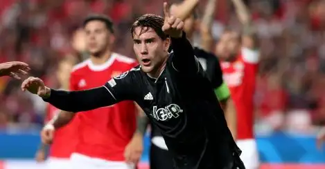 Man Utd come to major decision over Dusan Vlahovic transfer but fresh twist could still be around the corner