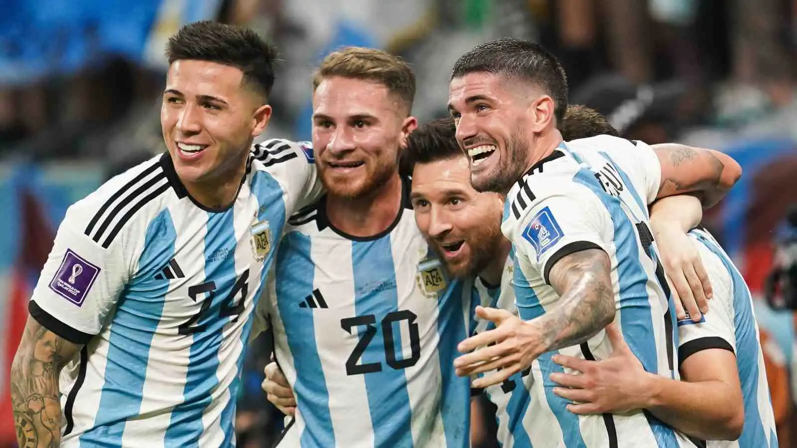 Chelsea reignite talks with sensational £106m World Cup-winning midfielder in stunning transfer twist
