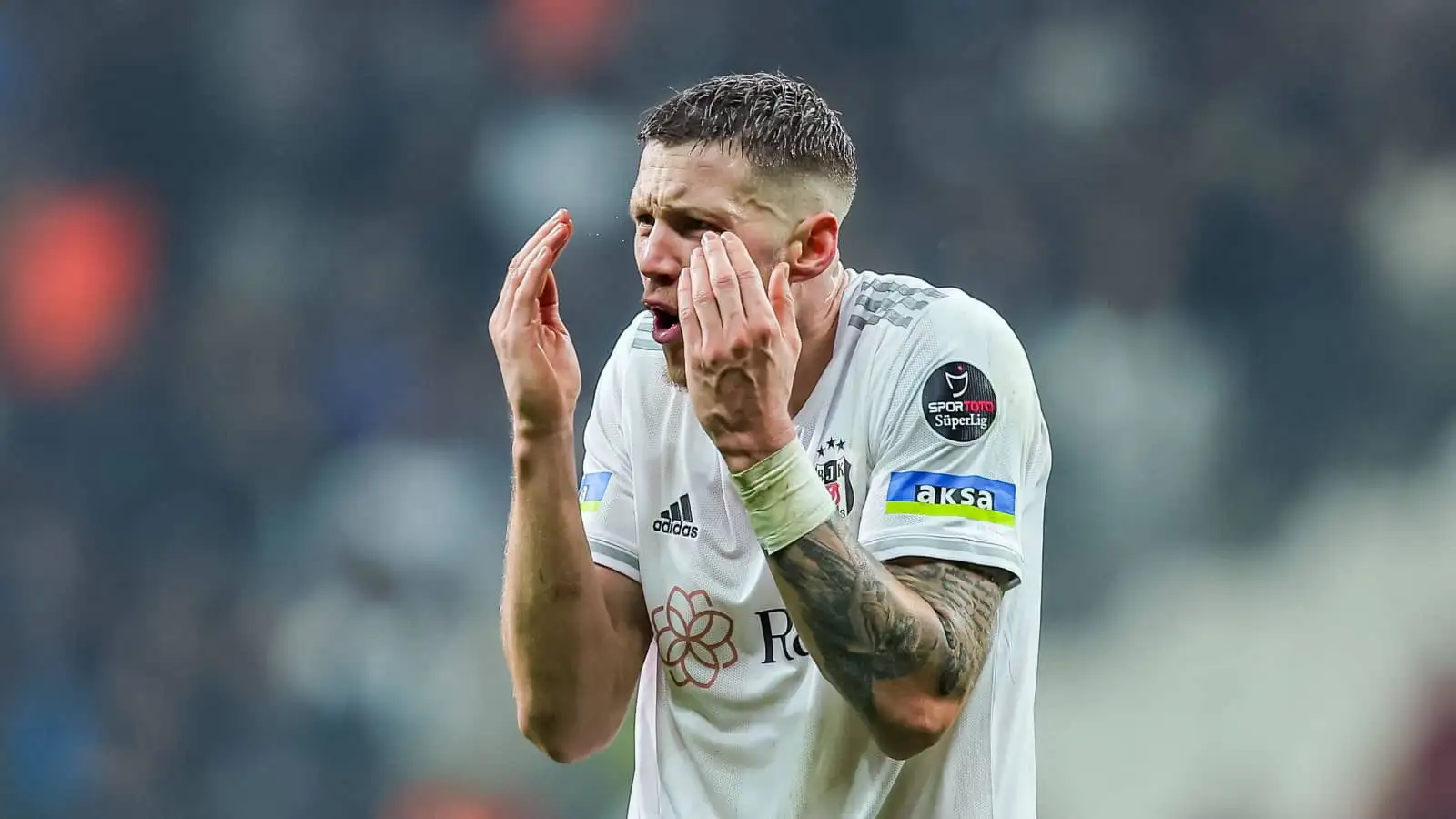 Man Utd ‘in limbo’ amid Weghorst pursuit, when ‘miles better’ compatriot should be signing instead