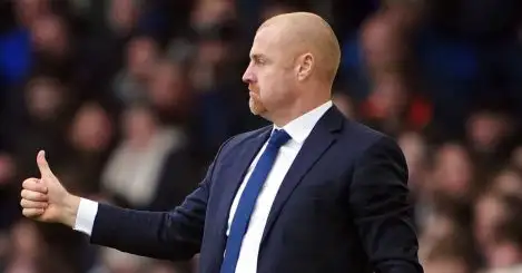 Sean Dyche directly contrasts Lampard plan as Everton boss spots chance of deal for revived star