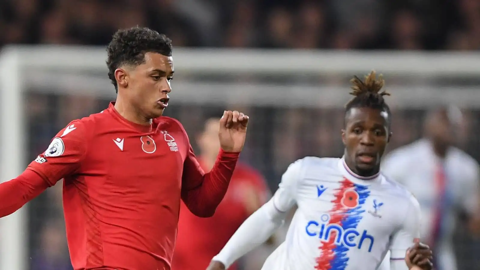 Arsenal, Chelsea primed to give Prem forward star ‘top-club’ move in ‘now or never’ situation
