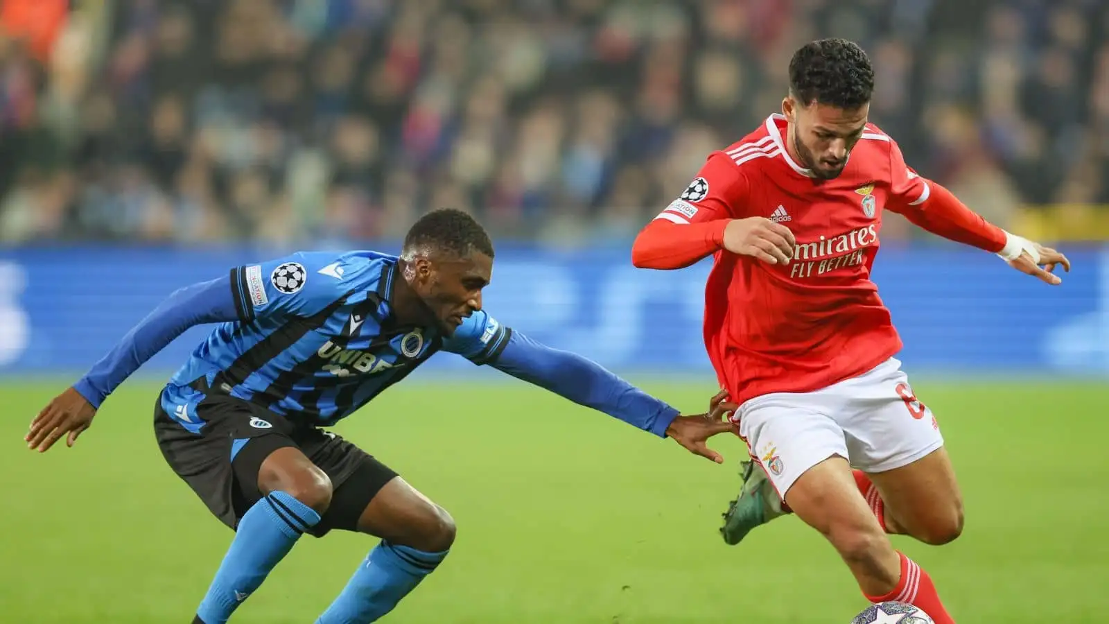 Euro Paper Talk: Man Utd signing 21-yr-old striker now ‘inevitable’ with double keeper deal also close; Leeds talks over £22m Inter raid gather pace