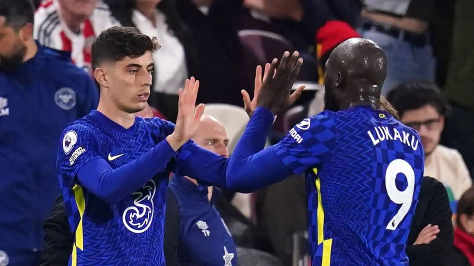 Arsenal ‘agree’ terms for maverick attacker signing as secret weapon and new deadline put pressure on Chelsea