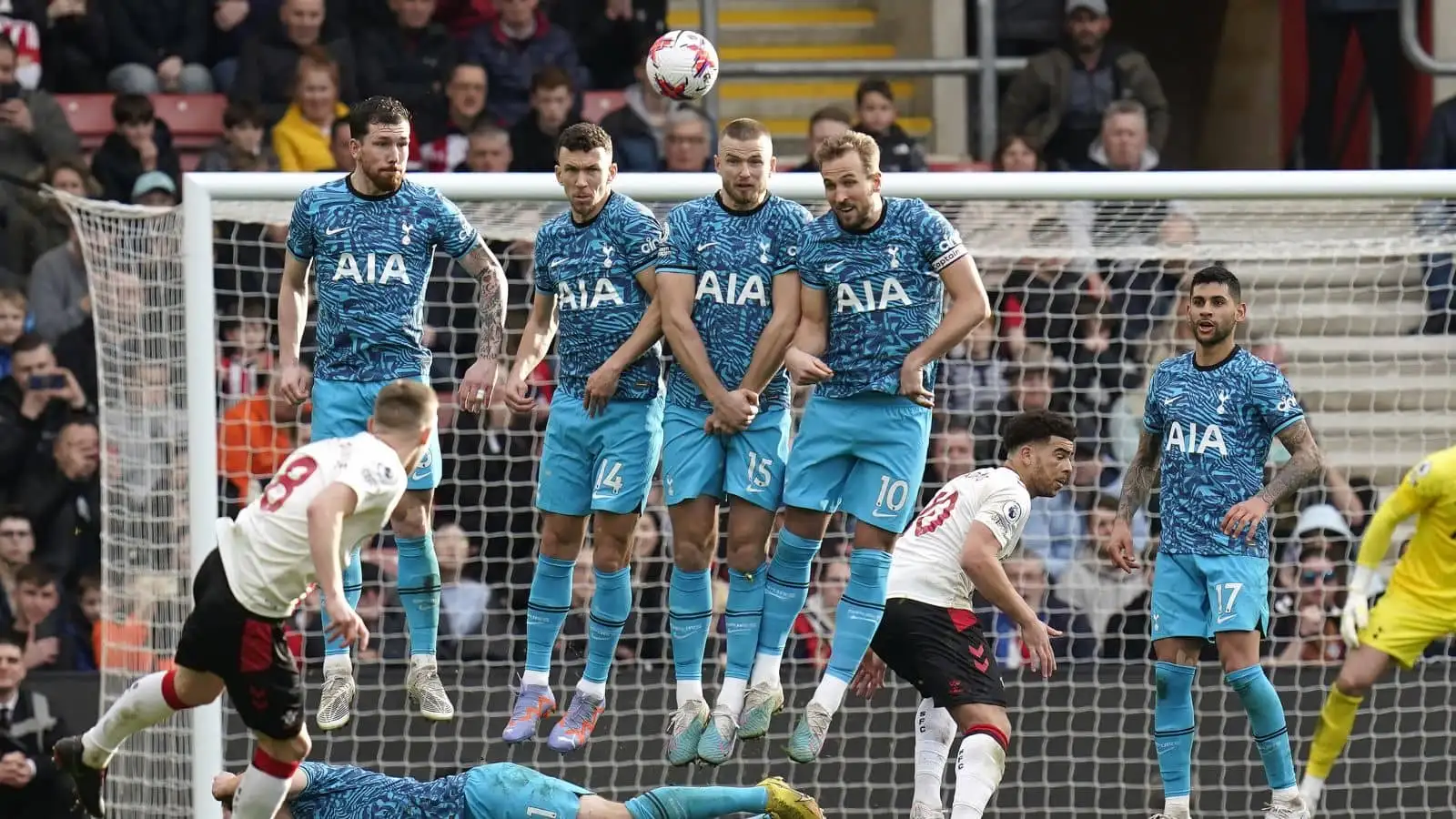 Ruben Selles plays down ‘irrelevant’ Tottenham links to Southampton player who ‘always needs’ to be with England
