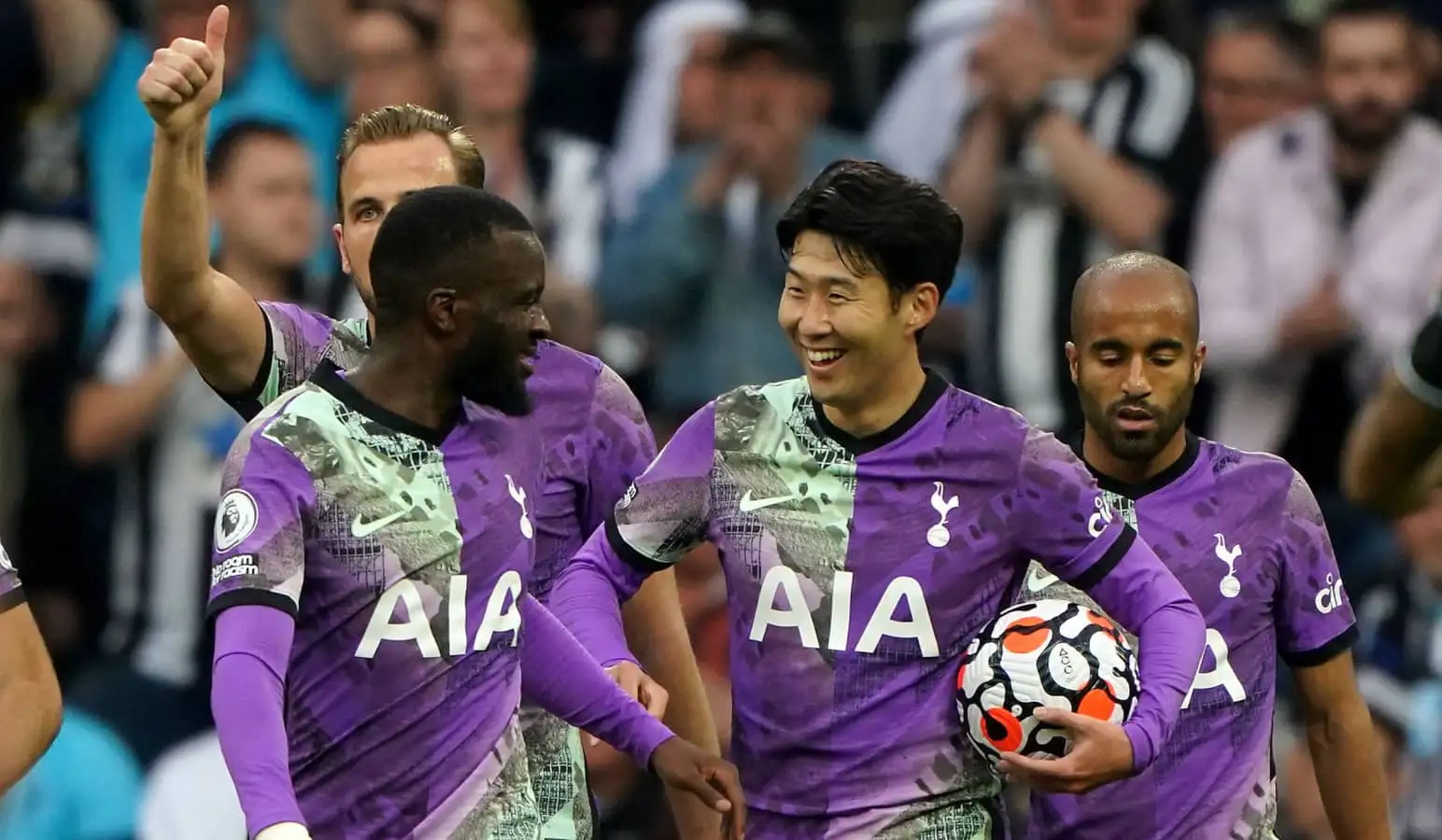 Tottenham completely veto crazy £7m offer paid over four instalments for big Pochettino signing