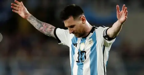 Lionel Messi to hand Man Utd transfer blow as PSG poised to replace icon with £140m Ten Hag target