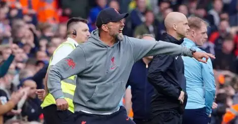 Angry Liverpool manager Jurgen Klopp