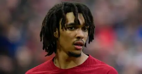 Liverpool: TAA is the most creative player in the PL; check out this disgusting pass