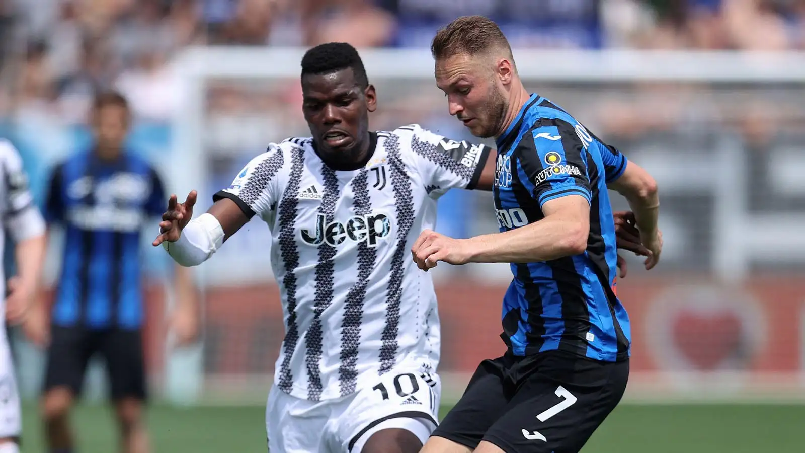 Teun Koopmeiners of Atalanta BC and Paul Pogba of Juventus FC battle for the ball during Atalanta BC vs Juventus FC