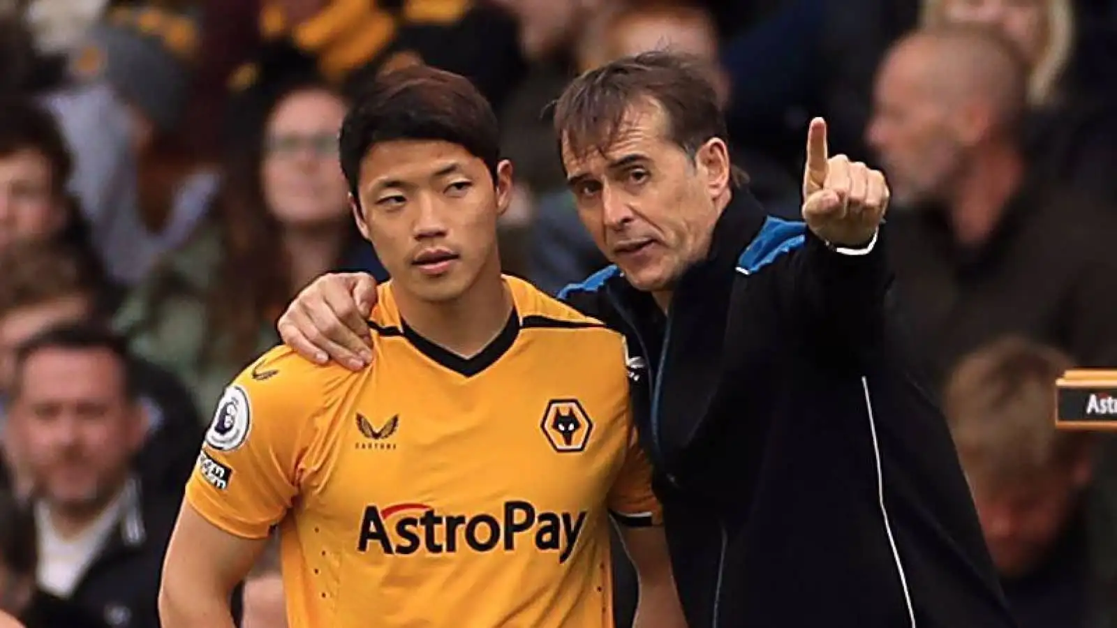 Wolves forward Hwang Hee-chan and manager Julen Lopetegui