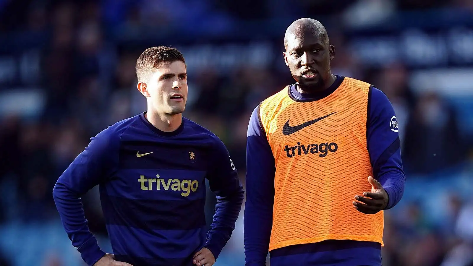 Chelsea's Romelu Lukaku (right) and Christian Pulisic warms up before the Premier League match at Elland Road, Leeds