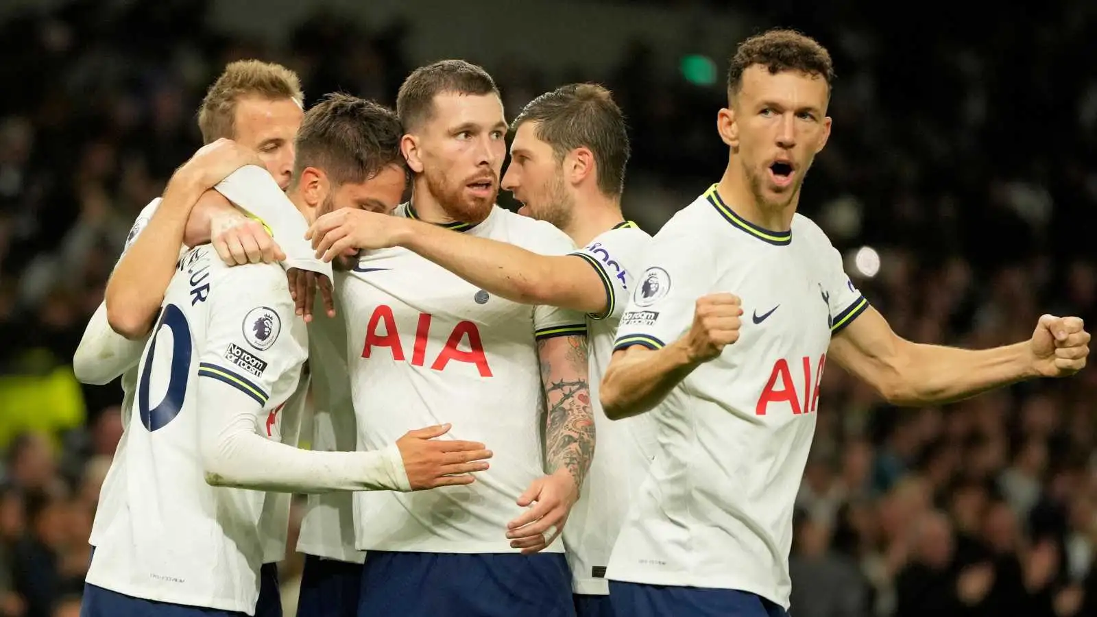 Harry Kane, Rodrigo Bentancur, Pierre-Emile Hojbjerg, Ben Davies and Ivan Perisic