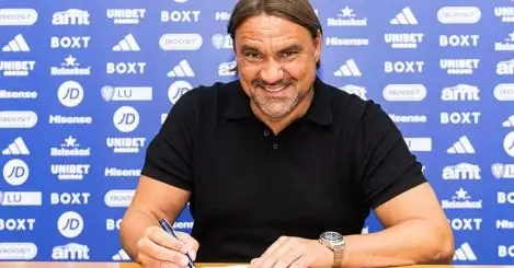 New Leeds manager: ‘Humble’ Daniel Farke states immediate aim after lengthy deal is confirmed; £10m star immediately ready to quit