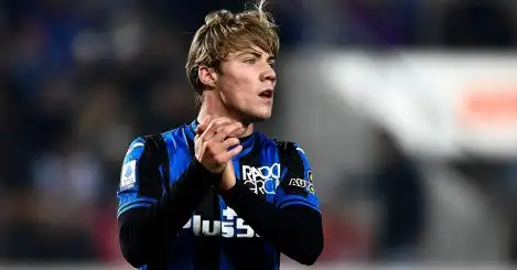 Man Utd: Romano confirms Ten Hag striker priority with PSG transfer battle set to commence