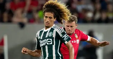 Man Utd accept midfielder offer as Prem newcomers beat former club and league champions to deal