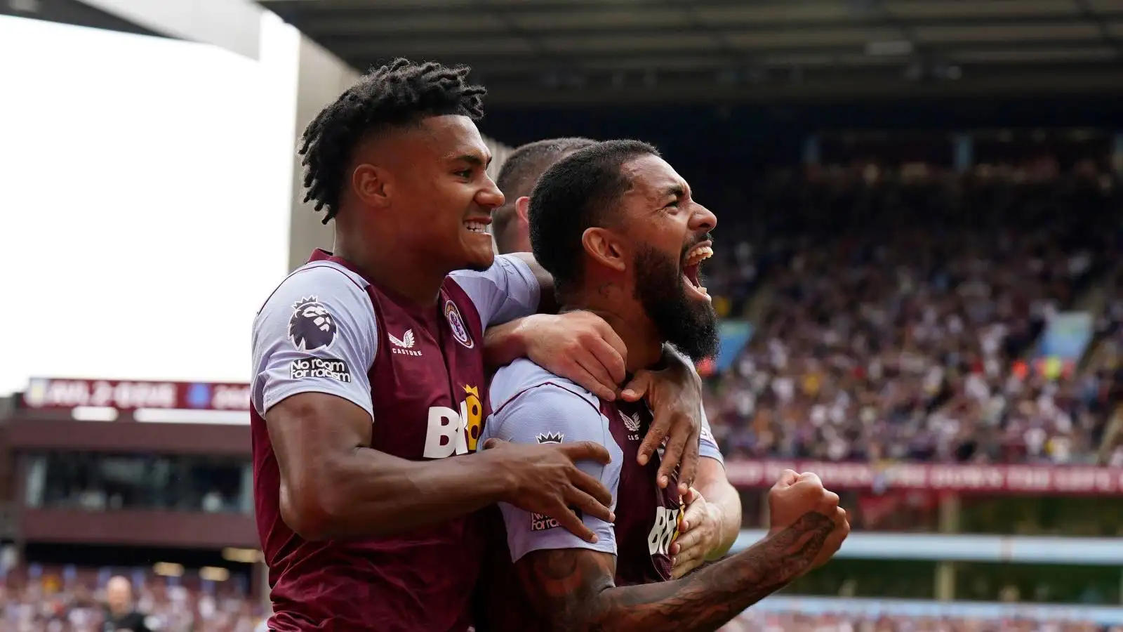Emery anxious as Chelsea join Arsenal in pursuit of key Aston Villa player; he could solve big Blues issue