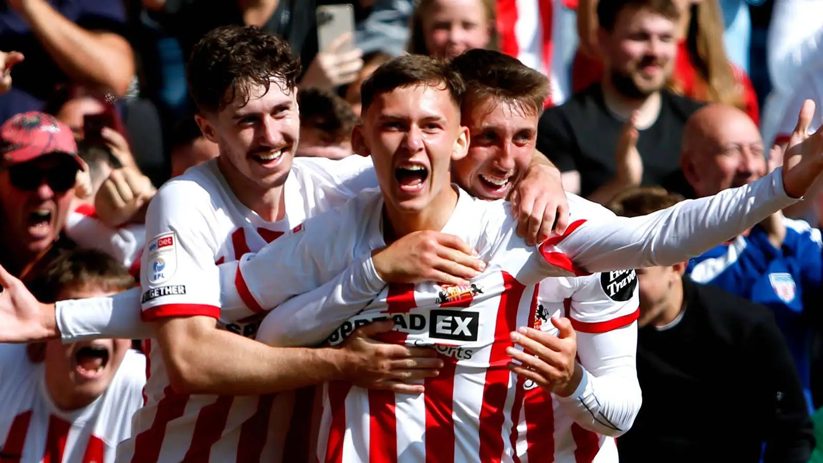 Man Utd track teenage sensation who has been compared to Liverpool icon ...