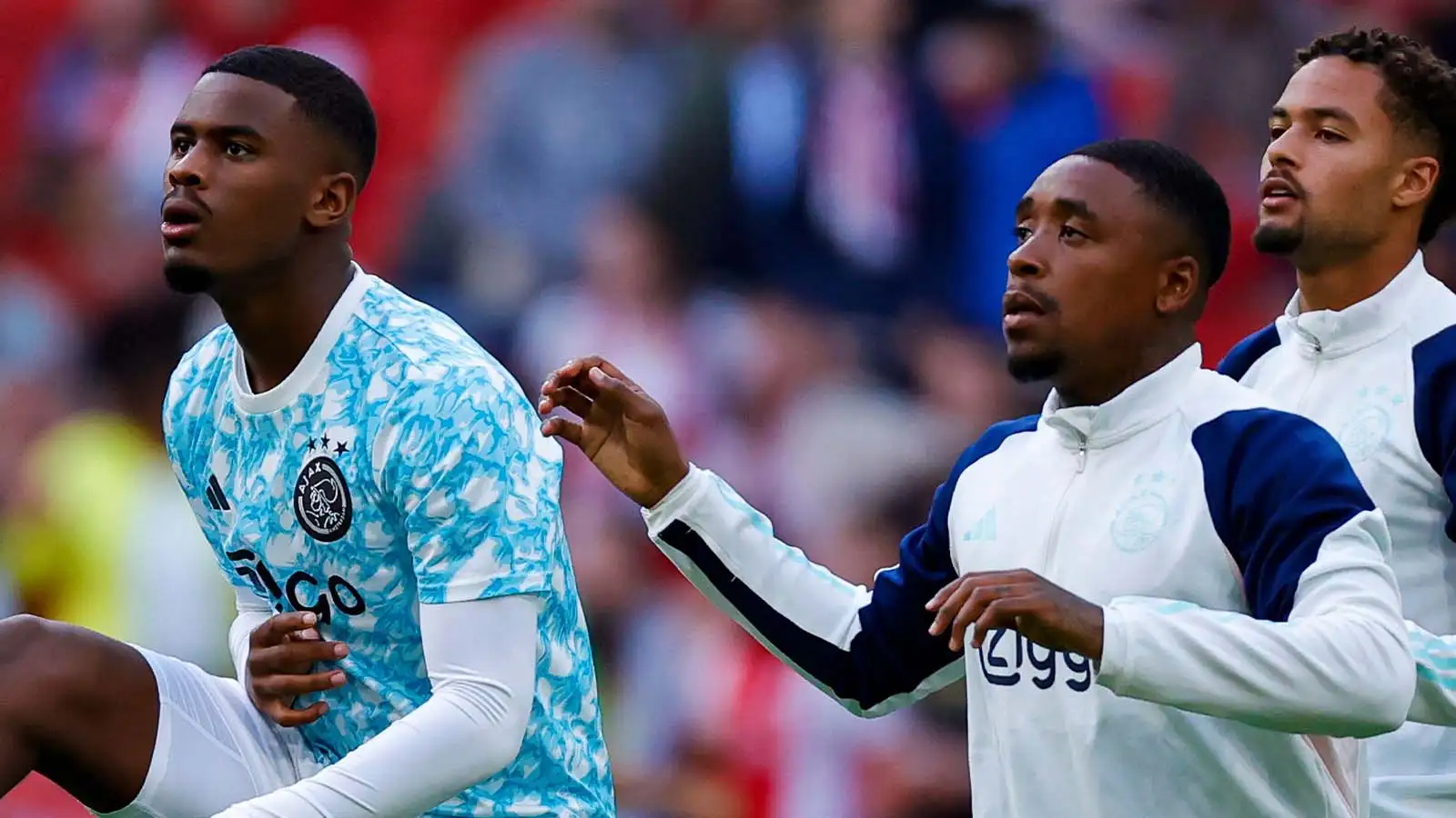 Jorrel Hato (AFC AJAX) and Steven Bergwijn