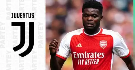 European giants want to replace Man Utd flop with Arsenal star; £30m man could push for January exit