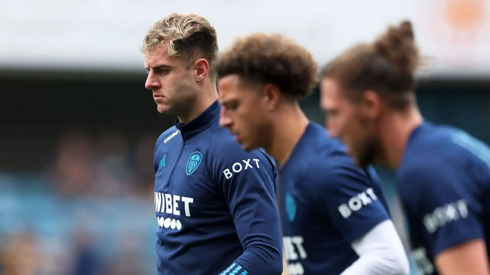 Joe Rodon and Ethan Ampadu warm up for Leeds Utd during Championship clash at Millwall